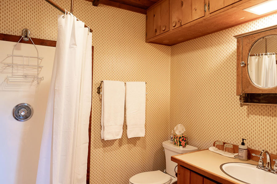 Blair Cottage Bathroom